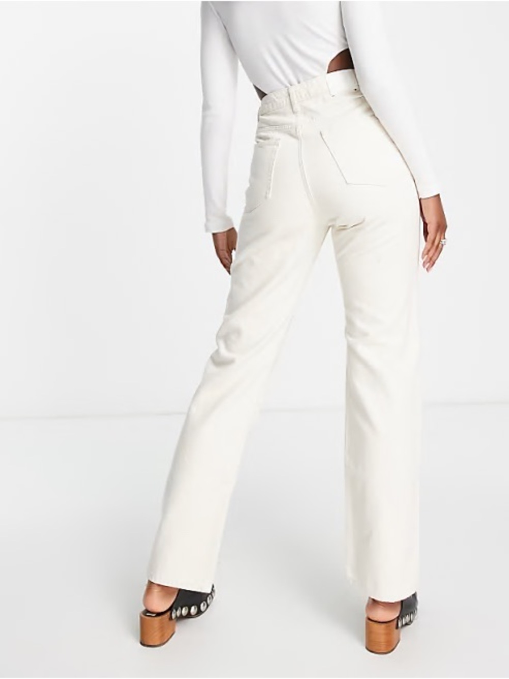 Weekday Rowe High Waist Jeans - Picture 3 of 3